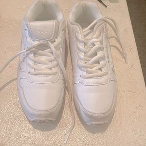 Cheer shoes